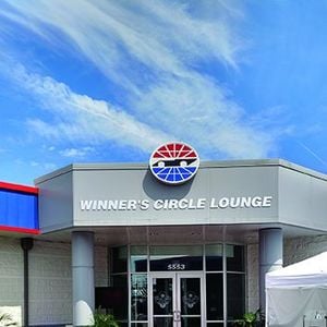 Winner's Circle Lounge